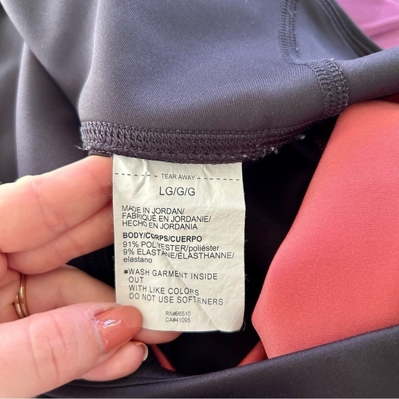 Under Armour Black & Red Compression Tights - Thick Material, High Rise - Picture 5 of 5